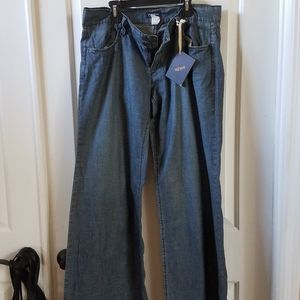 Wide leg jeans